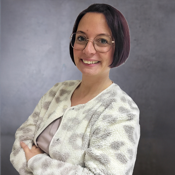 Portrait of Jessica Leite-Moura, commercial employee at STARTIME Services in Grünstadt.